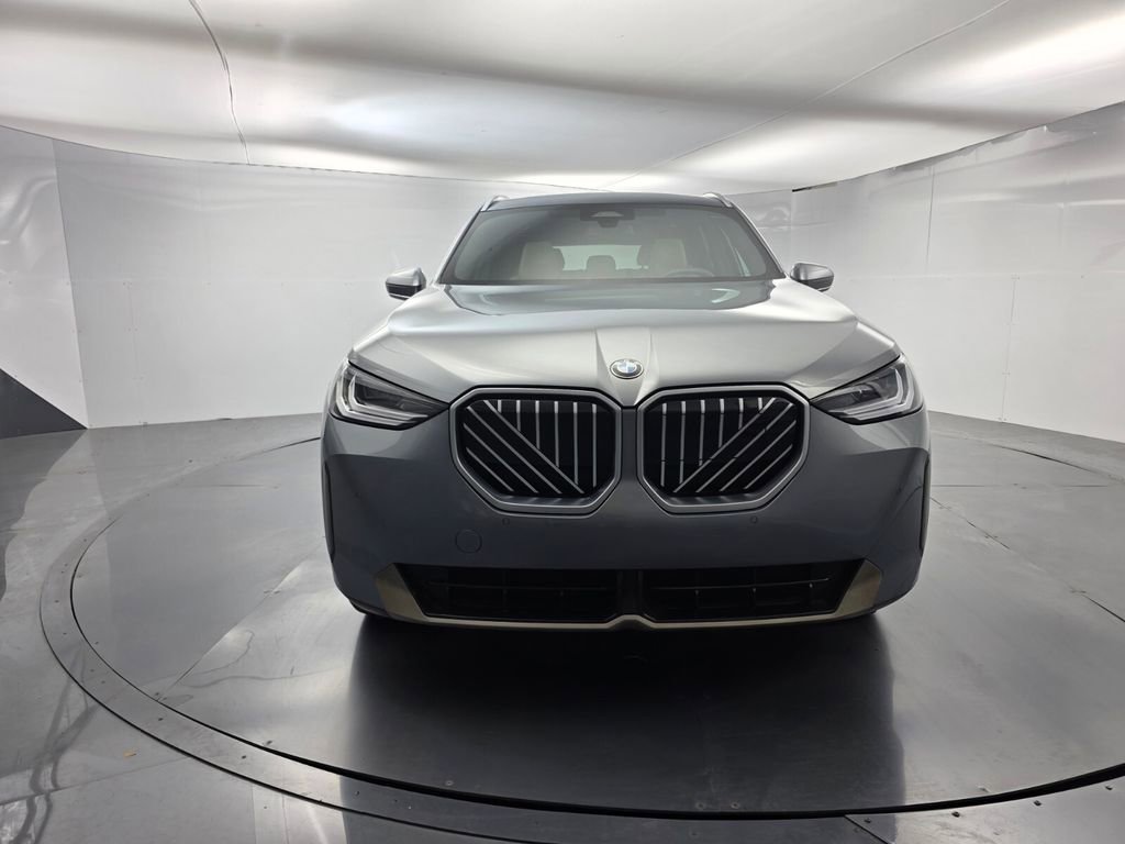 Certified 2025 BMW X3 xDrive30i w/ Convenience Package AWD/4WD image 2