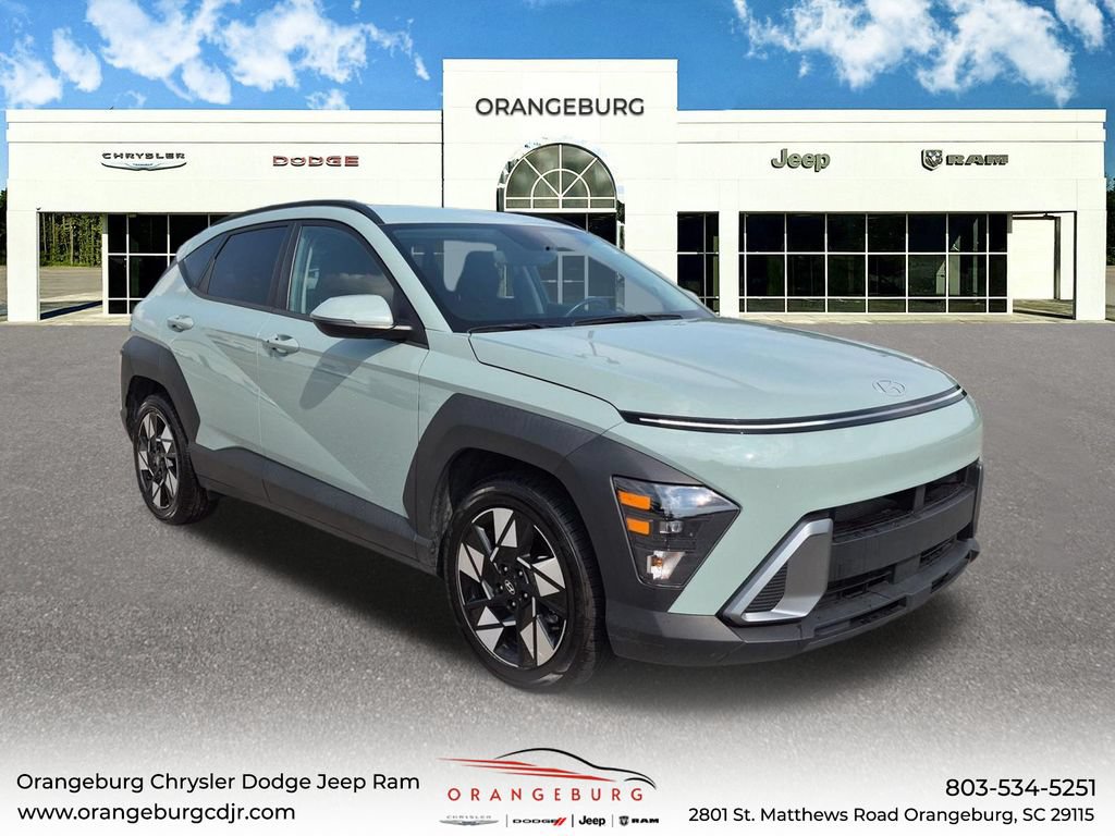 Used 2025 Hyundai Kona SEL FWD image 1