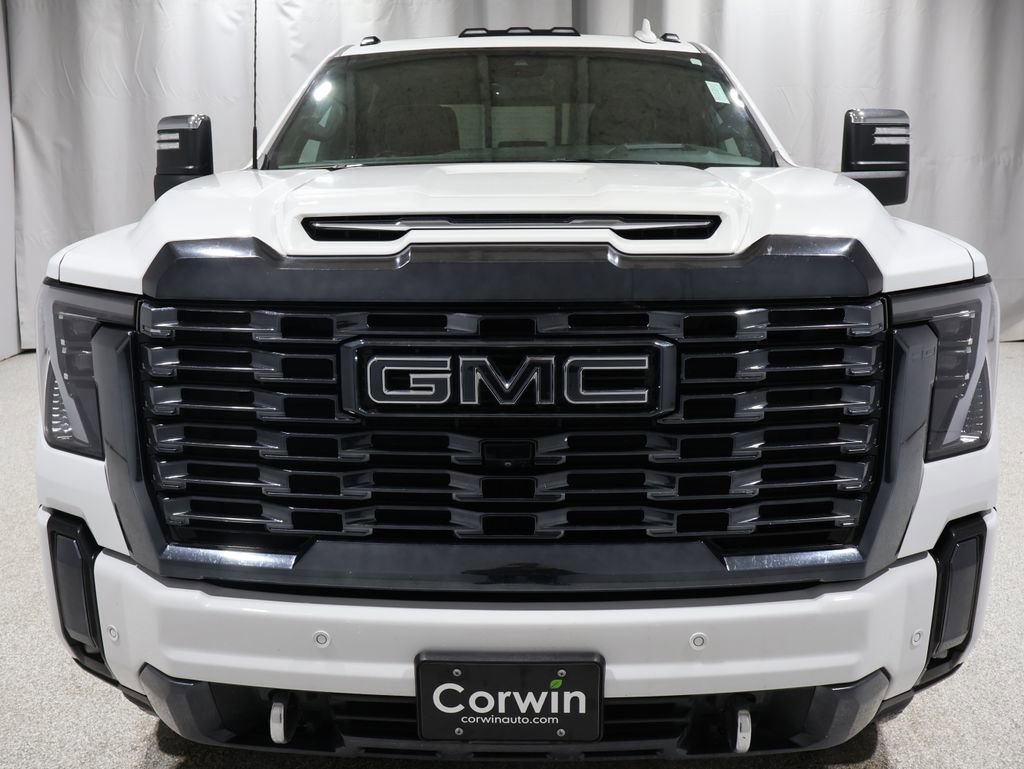 Used 2024 GMC Sierra 2500 Denali Ultimate image 9