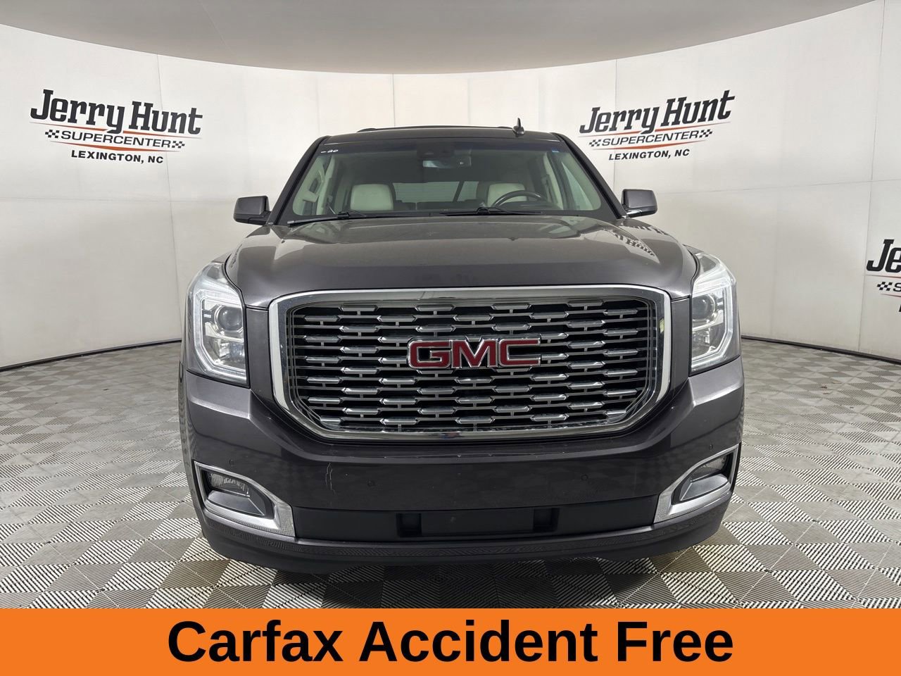 Used 2018 GMC Yukon Denali w/ Denali Ultimate Package AWD/4WD image 4