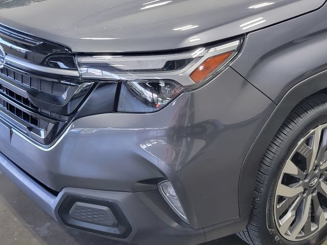 Certified 2025 Subaru Forester Touring AWD/4WD image 9
