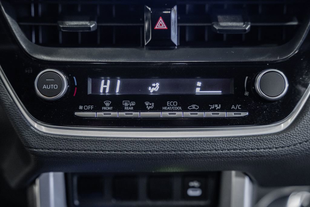 Used 2024 Toyota Corolla Cross SE image 20