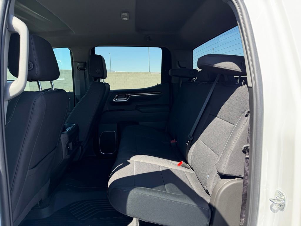 Used 2025 Chevrolet Silverado 1500 LT AWD/4WD image 20