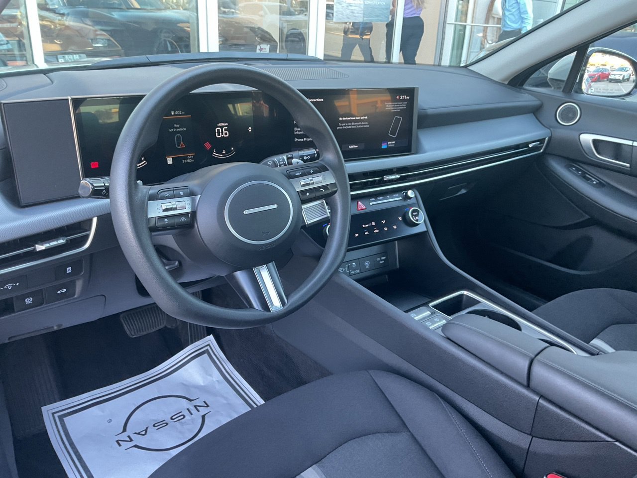 Used 2025 Hyundai Sonata SEL FWD image 12