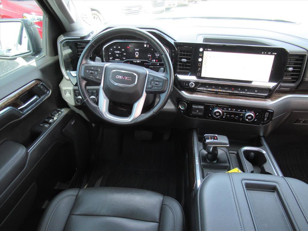 Used 2022 GMC Sierra 1500 Elevation w/ Elevation Premium Package image 15