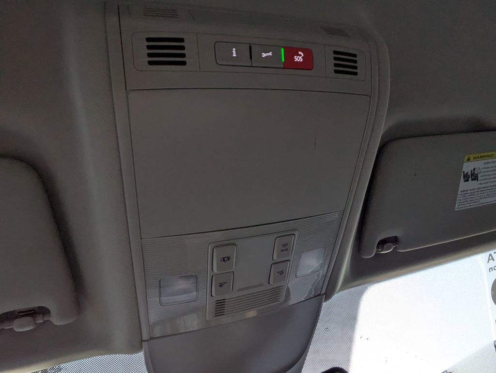 Used 2022 Volkswagen Taos S image 21