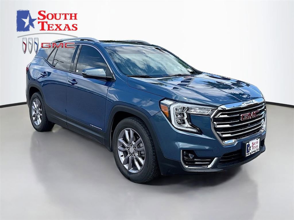 Used 2024 GMC Terrain SLT w/ Infotainment Package II image 1