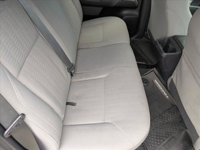 Used 2019 Toyota Tacoma SR5 RWD image 18