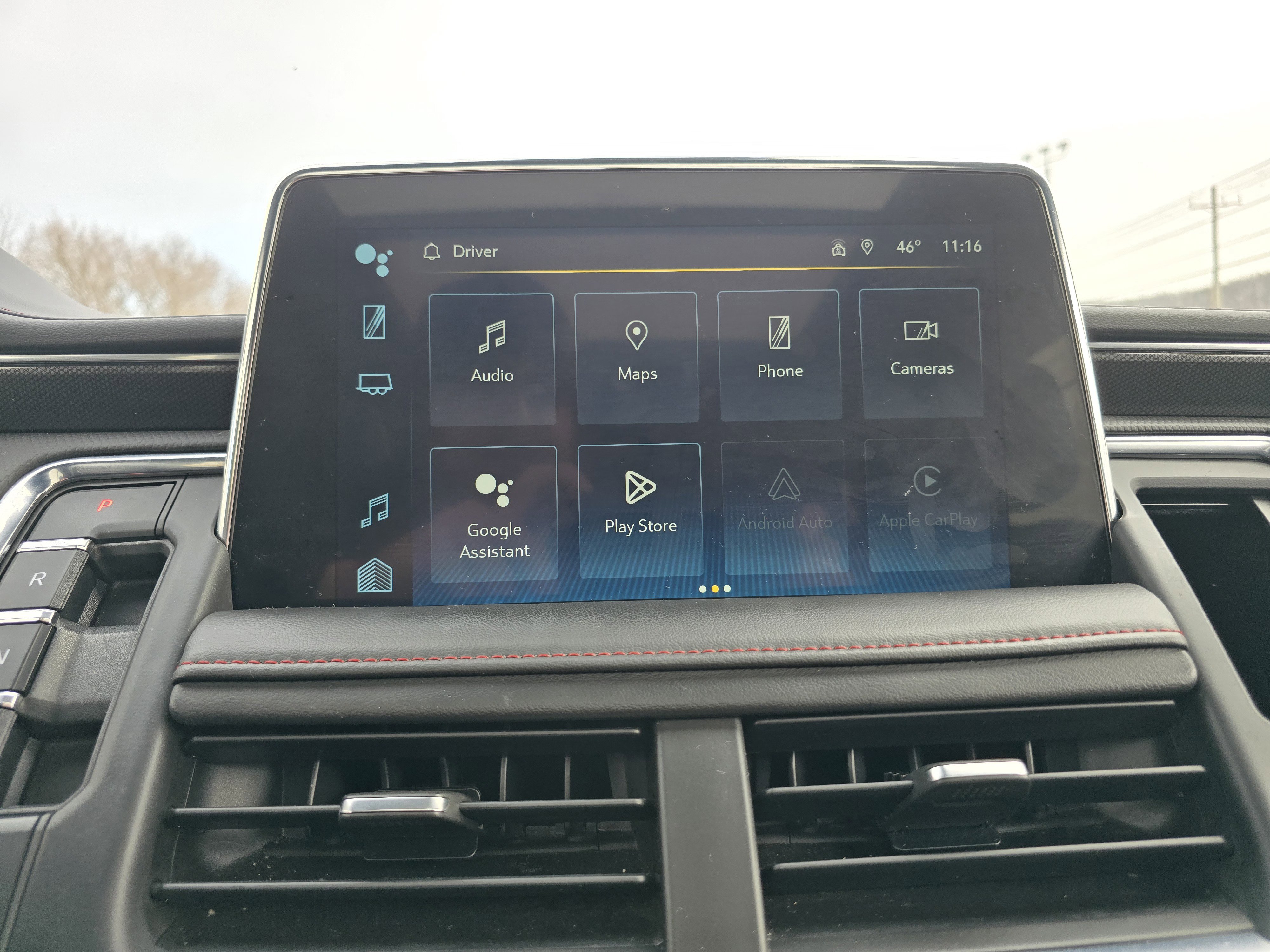 Used 2023 Chevrolet Suburban RST w/ Sport Performance Package image 29