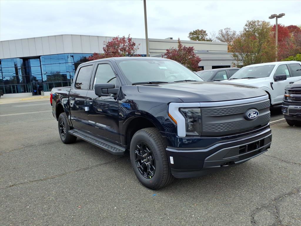 New 2025 Ford F150 Lightning XLT image 1