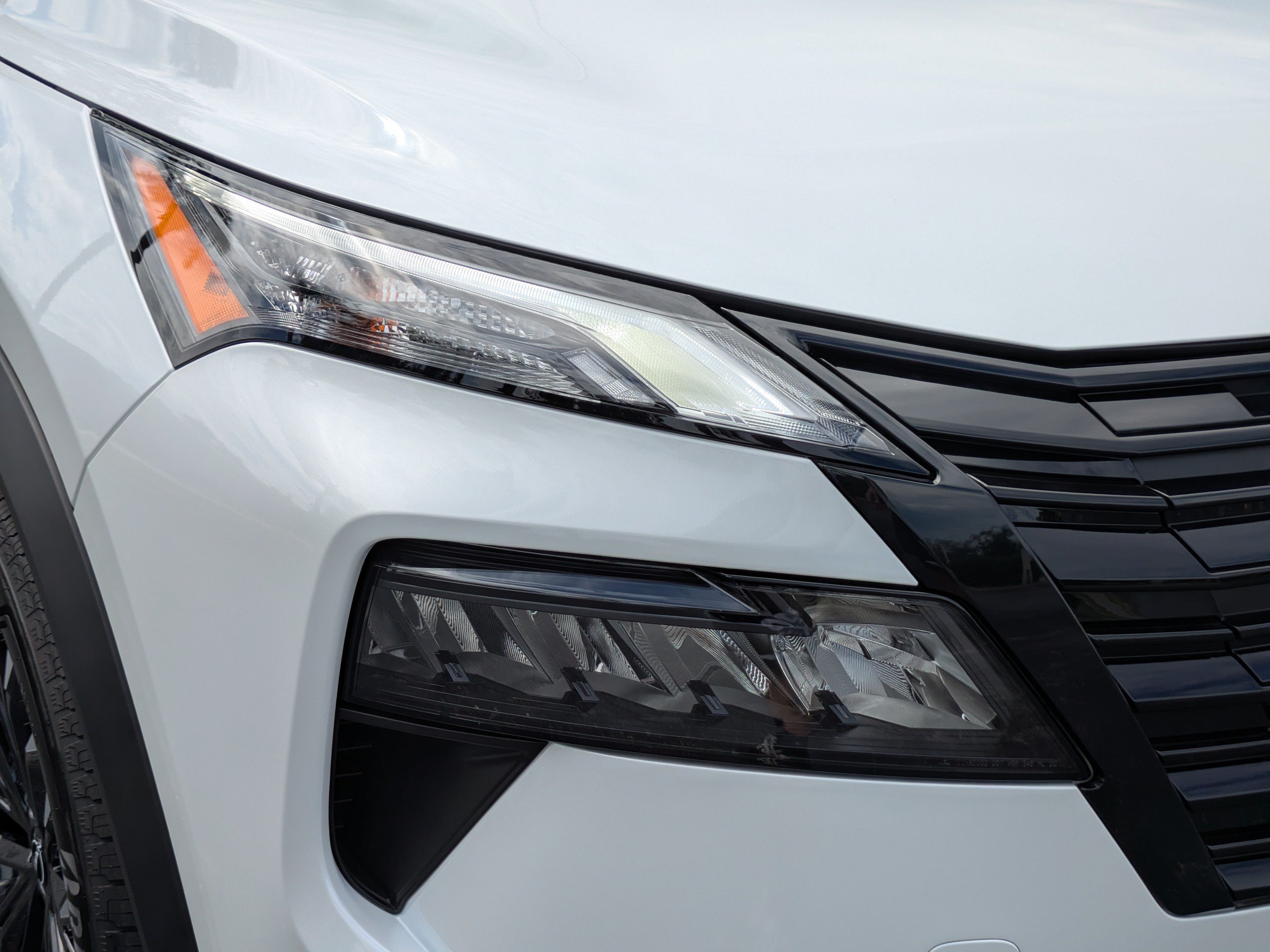 New 2026 Nissan Rogue Dark Armor FWD image 10