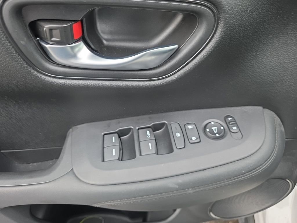 Certified 2023 Honda HR-V LX image 12