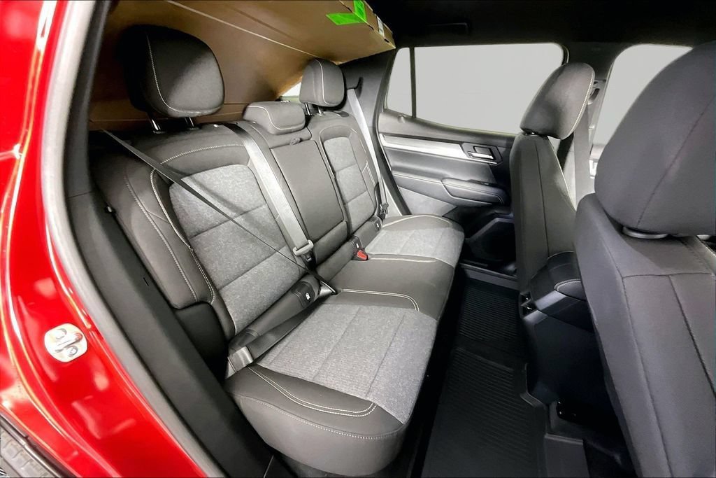 New 2027 GMC Terrain Elevation w/ LPO, Floor Liner Package FWD image 11