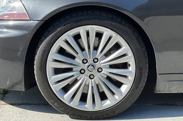 Used 2011 Jaguar XK Convertible RWD image 31