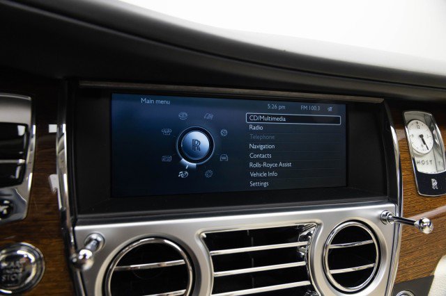 Used 2010 Rolls-Royce Ghost image 36