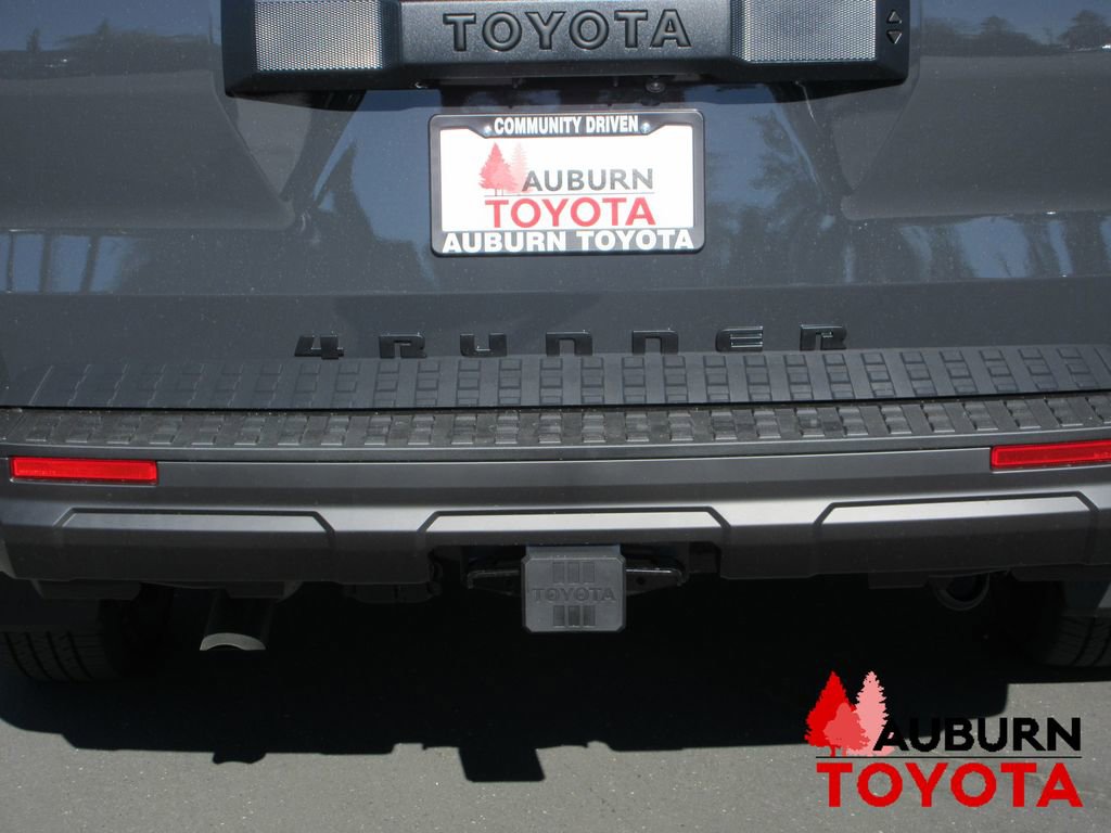 New 2026 Toyota 4Runner SR5 image 5