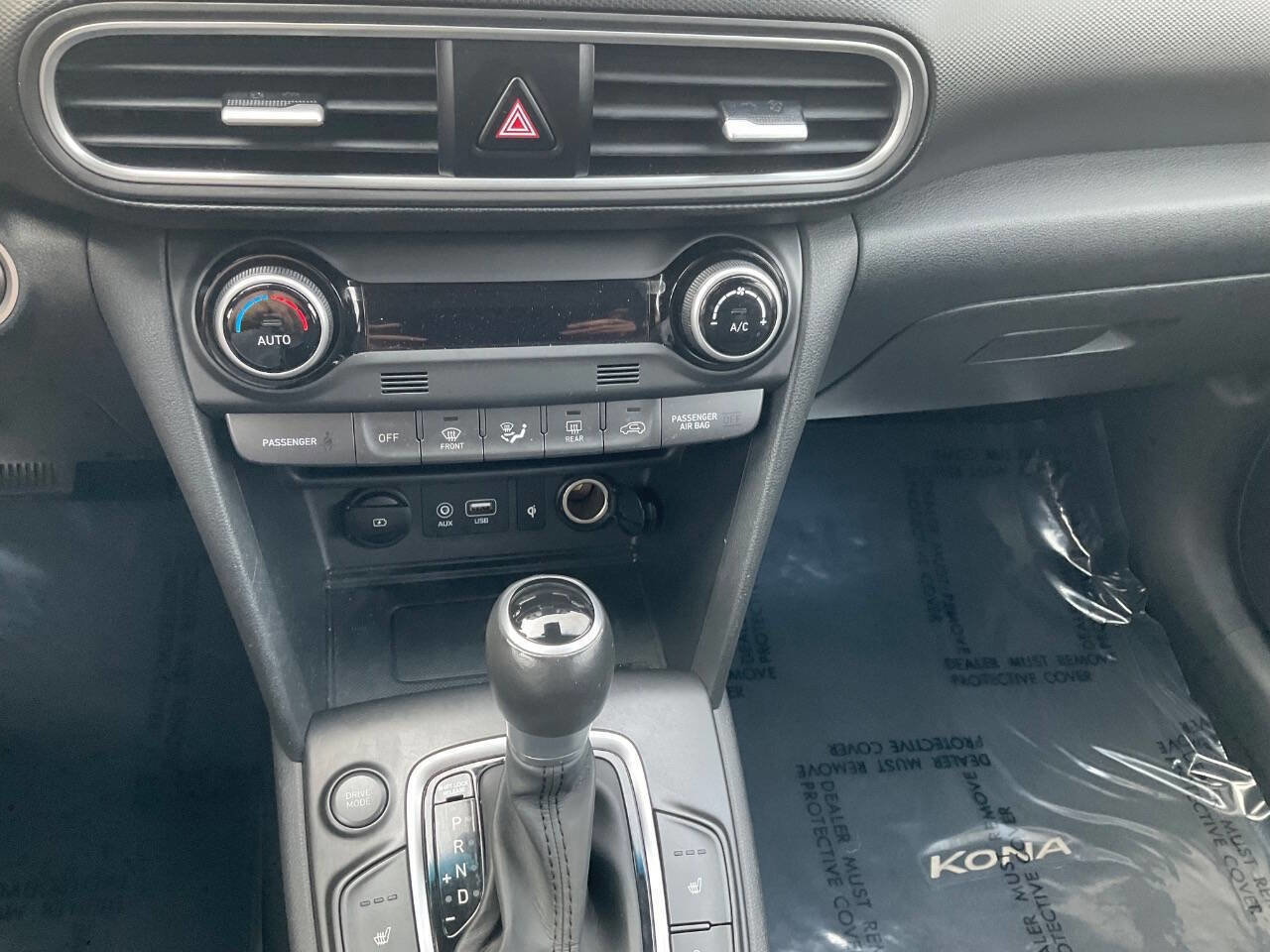 Used 2020 Hyundai Kona Limited FWD image 20