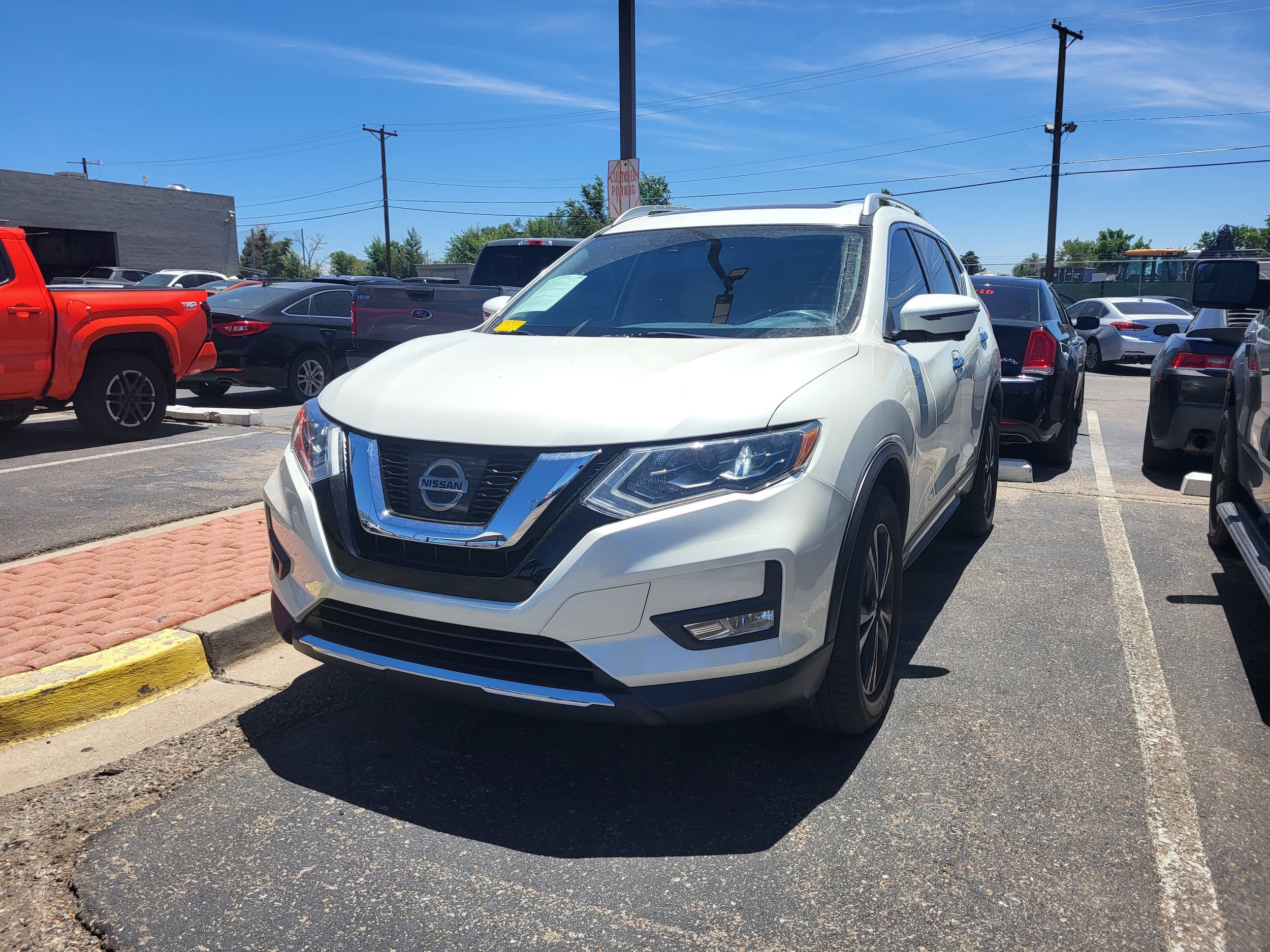 Used 2017 Nissan Rogue SL w/ SL Premium Package AWD/4WD image 22