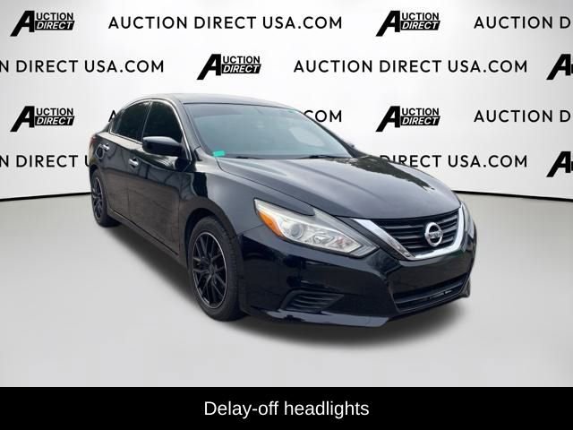 Used 2018 Nissan Altima 2.5 S w/ S Convenience Package image 3