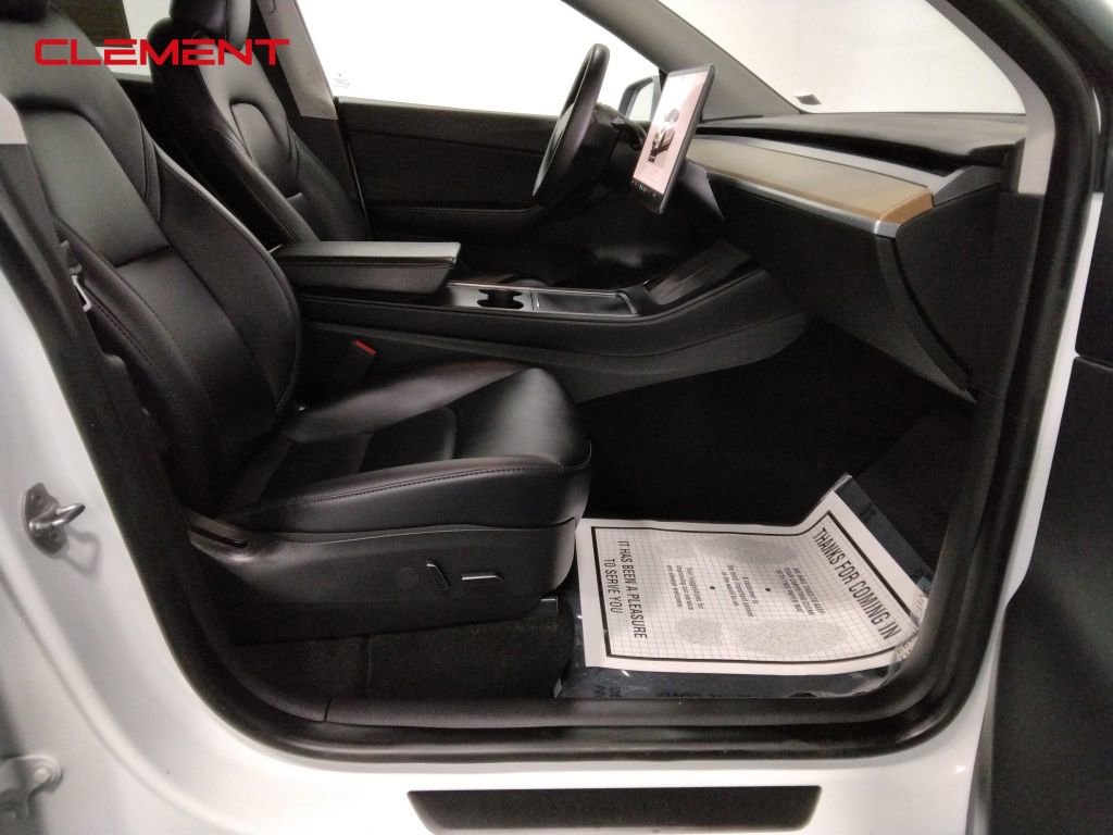 Used 2022 Tesla Model Y Performance image 33