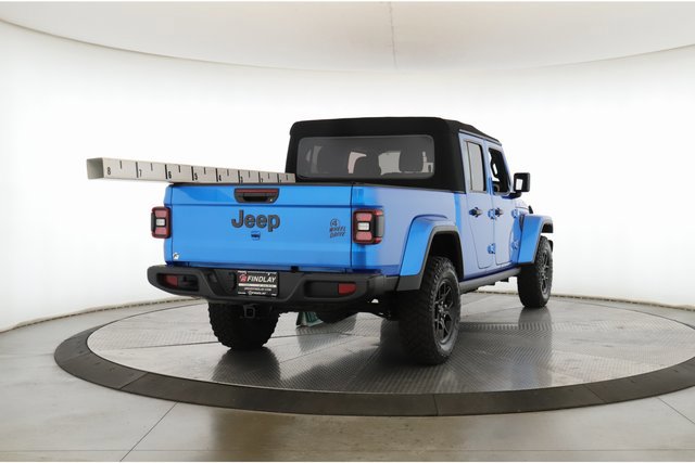 Used 2024 Jeep Gladiator Sport image 7