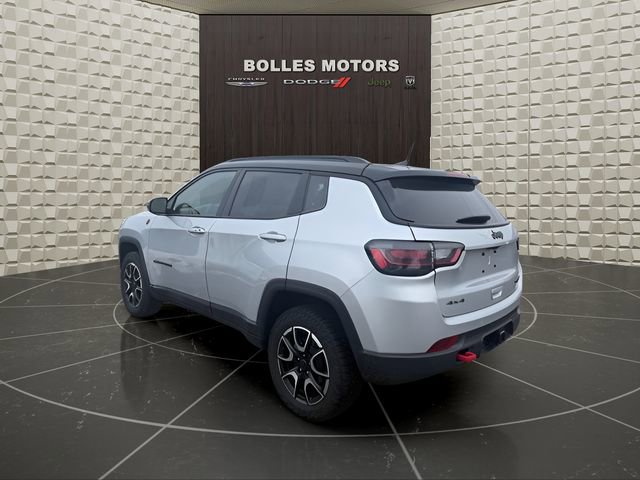 Certified 2025 Jeep Compass Trailhawk w/ Trailhawk Elite Group image 7