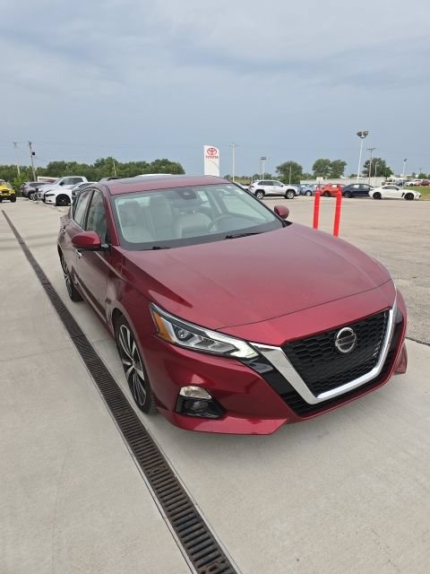 Used 2021 Nissan Altima 2.5 Platinum AWD/4WD image 4
