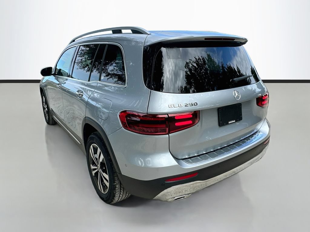 Used 2026 Mercedes-Benz GLB 250 image 7