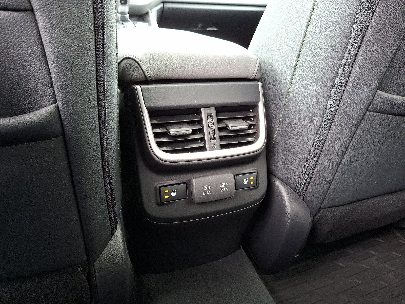 Used 2020 Subaru Outback Onyx Edition XT w/ Popular Package #2 image 11