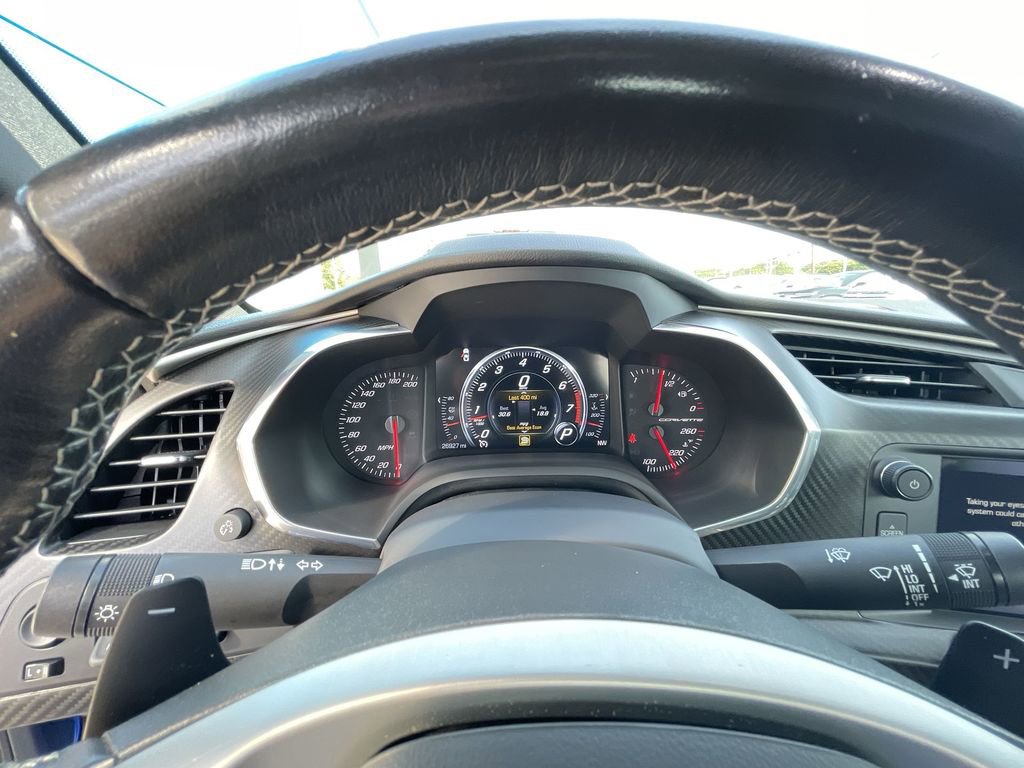 Used 2019 Chevrolet Corvette Stingray Coupe RWD image 12