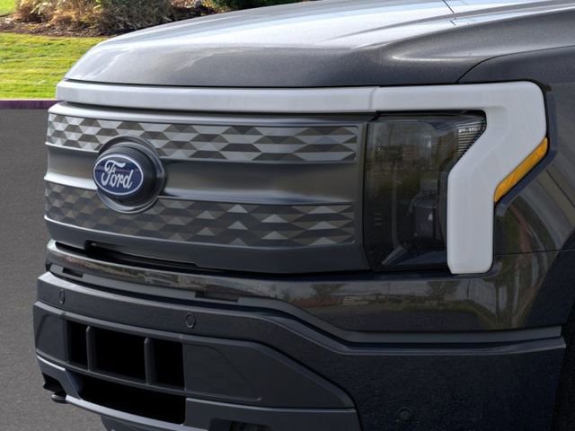 New 2025 Ford F150 Lightning Lariat image 16