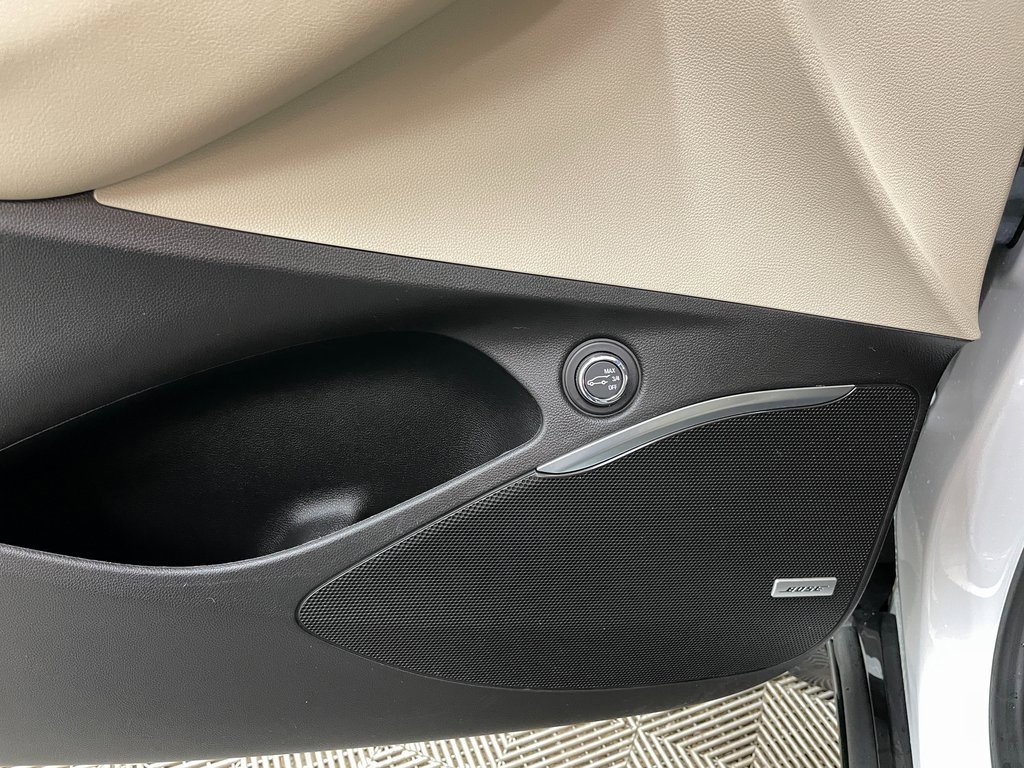 Certified 2018 Buick Enclave Premium w/ Experience Buick Package image 32