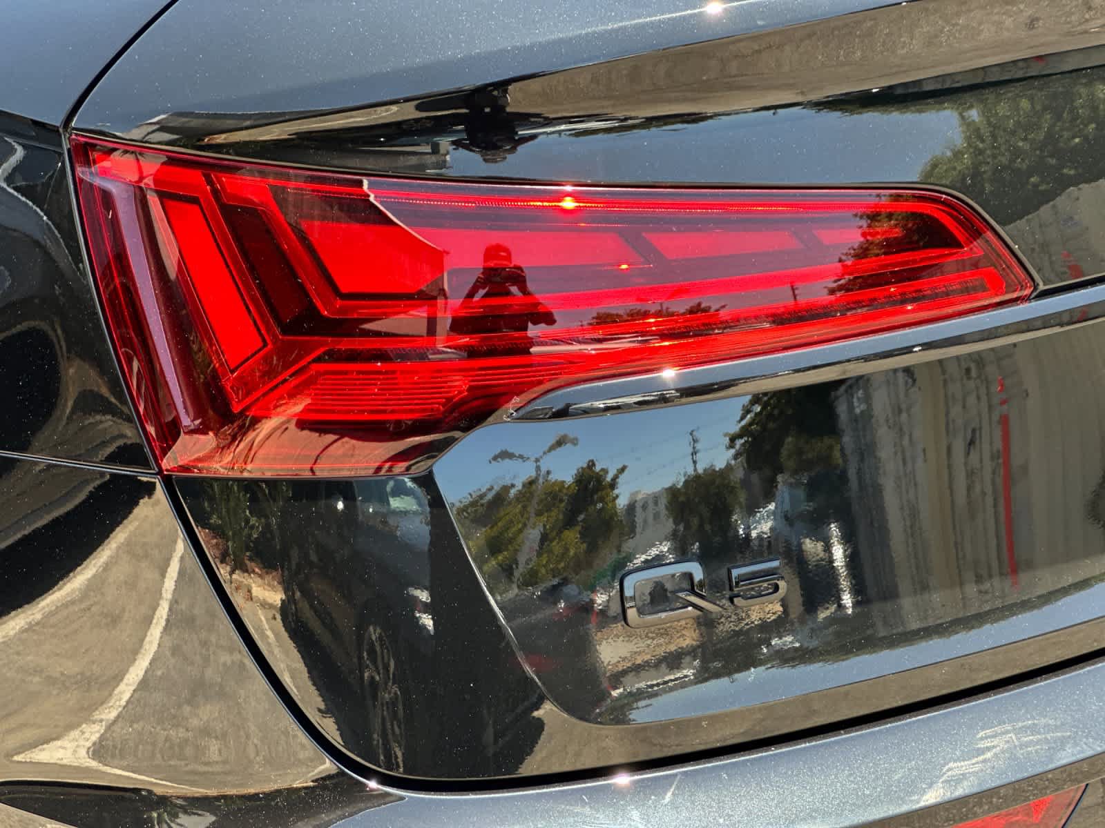 Used 2025 Audi Q5 2.0T Premium Plus w/ Premium Plus Package AWD/4WD image 29