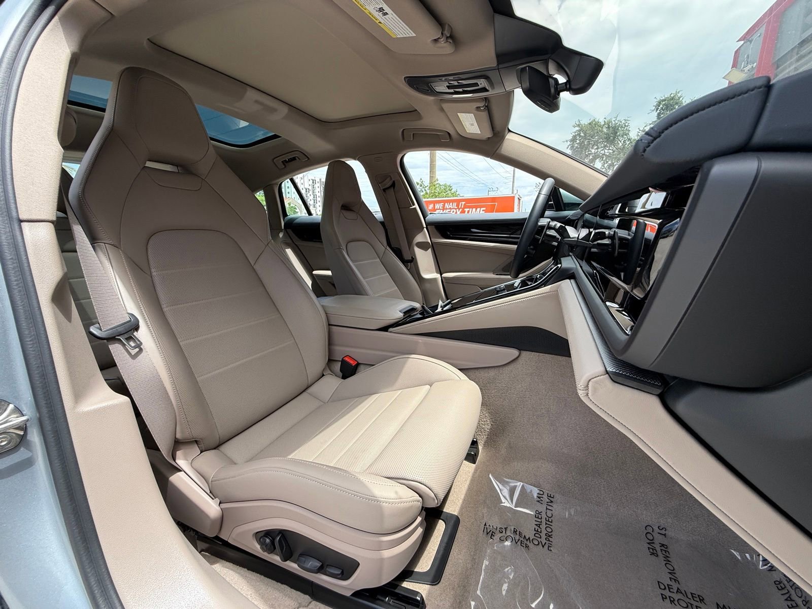 Used 2026 Porsche Panamera RWD image 30
