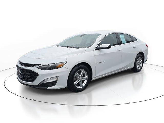 Used 2021 Chevrolet Malibu LS image 2