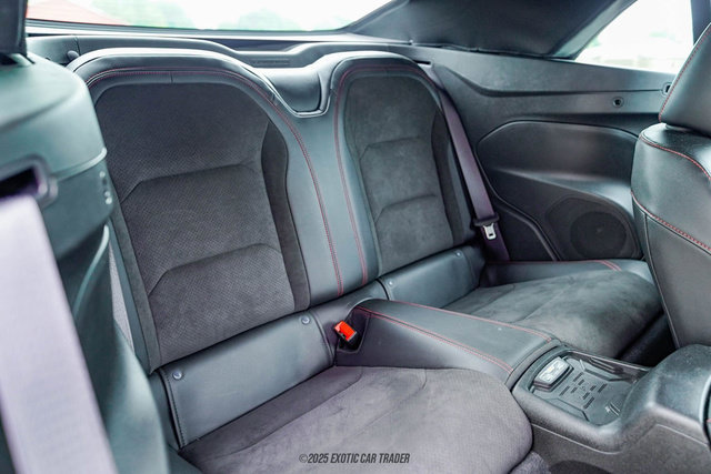 Used 2022 Chevrolet Camaro ZL1 RWD image 30