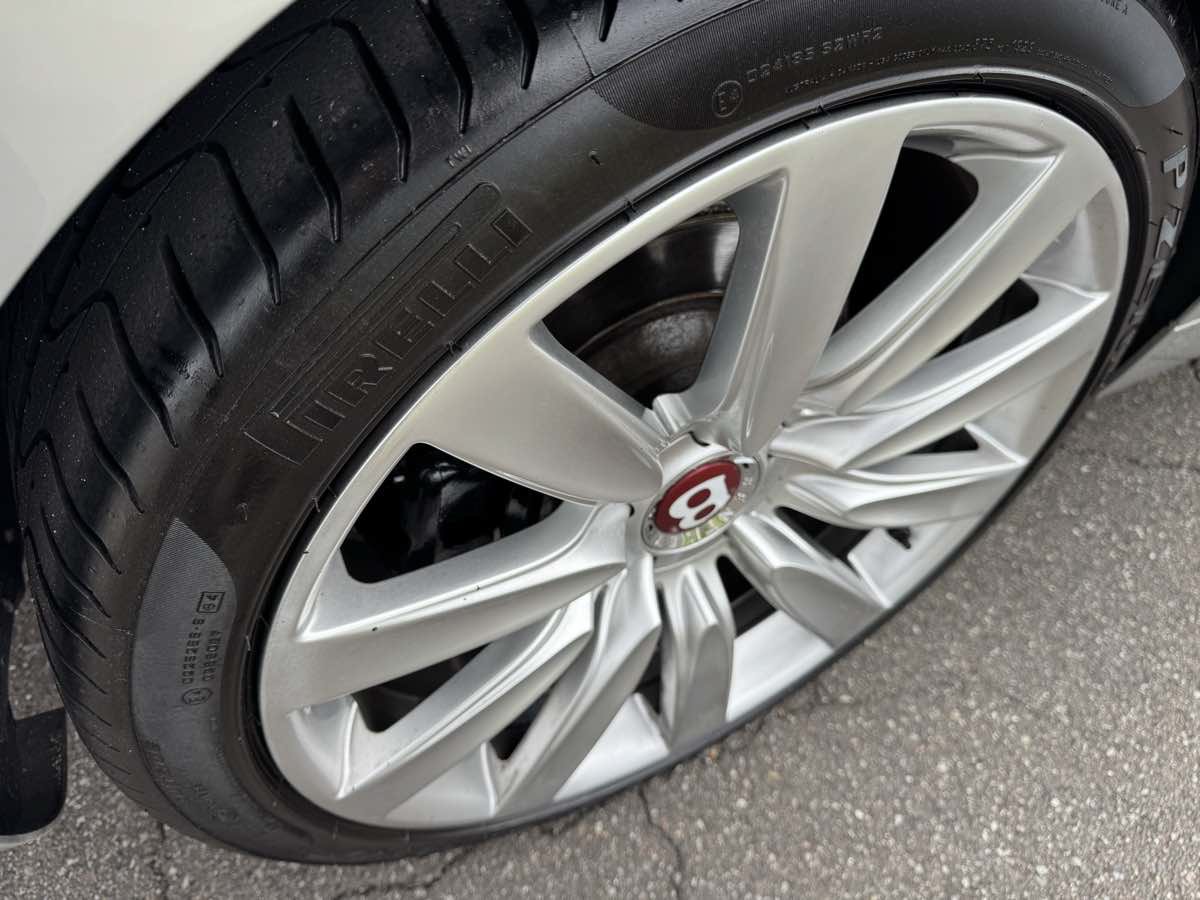 Used 2015 Bentley Flying Spur V8 AWD/4WD image 31