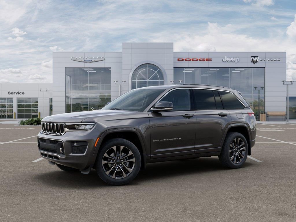 New 2025 Jeep Grand Cherokee Overland w/ Luxury Tech Group IV image 2
