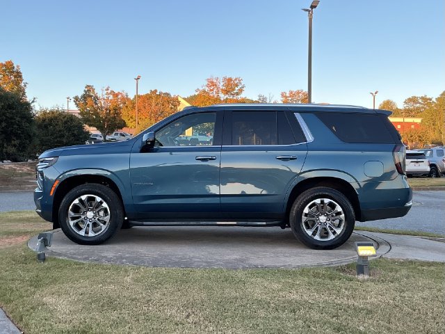 Used 2025 Chevrolet Tahoe LT w/ Comfort Package RWD image 4