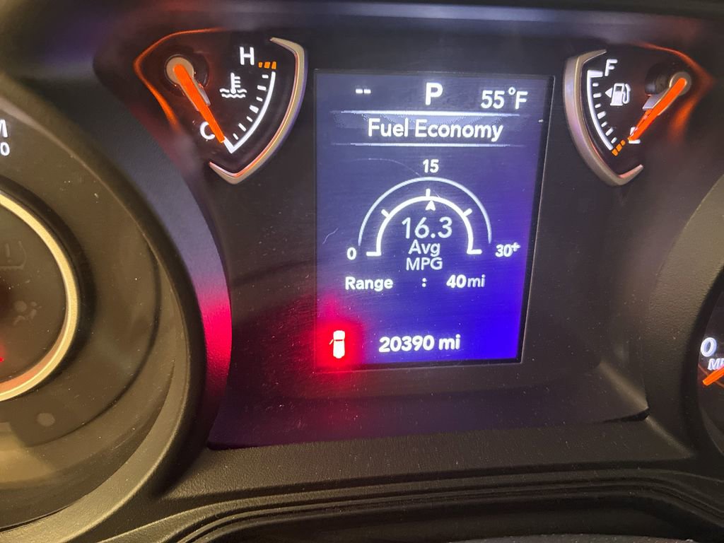 Used 2025 Jeep Wrangler Sport S AWD/4WD image 17