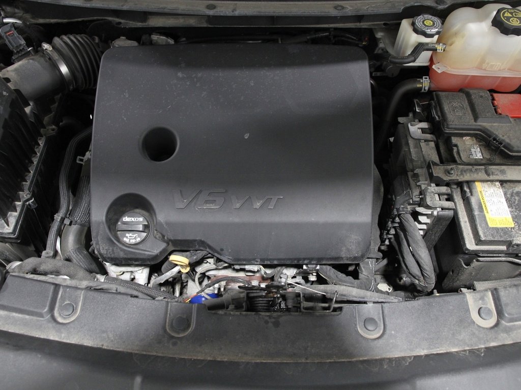 Used 2019 Chevrolet Traverse LT w/ LPO, Floor Liner Package image 21