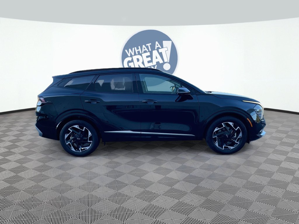 Certified 2024 Kia Sportage SX FWD image 4