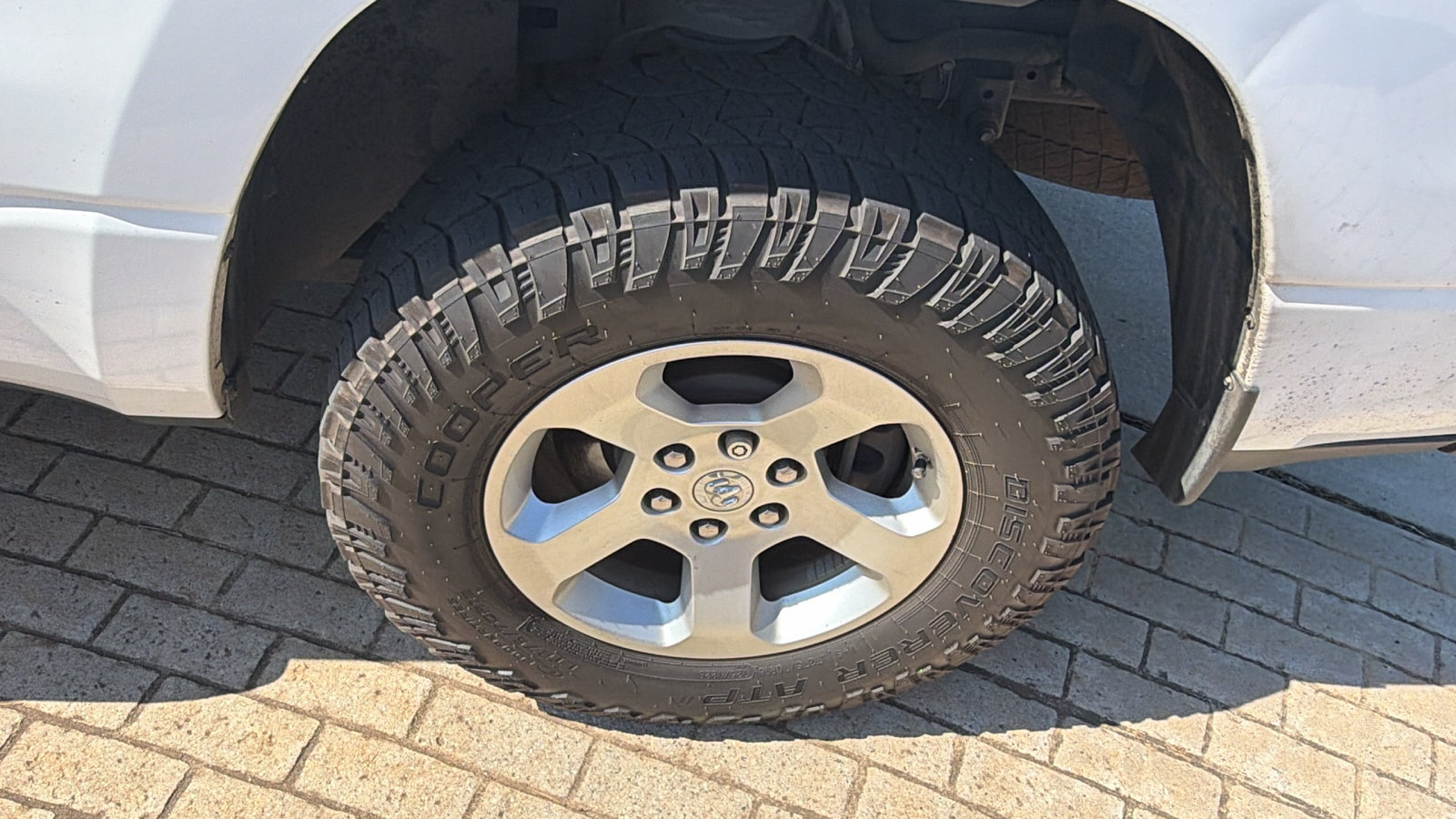 Used 2019 RAM 1500 Tradesman AWD/4WD image 12