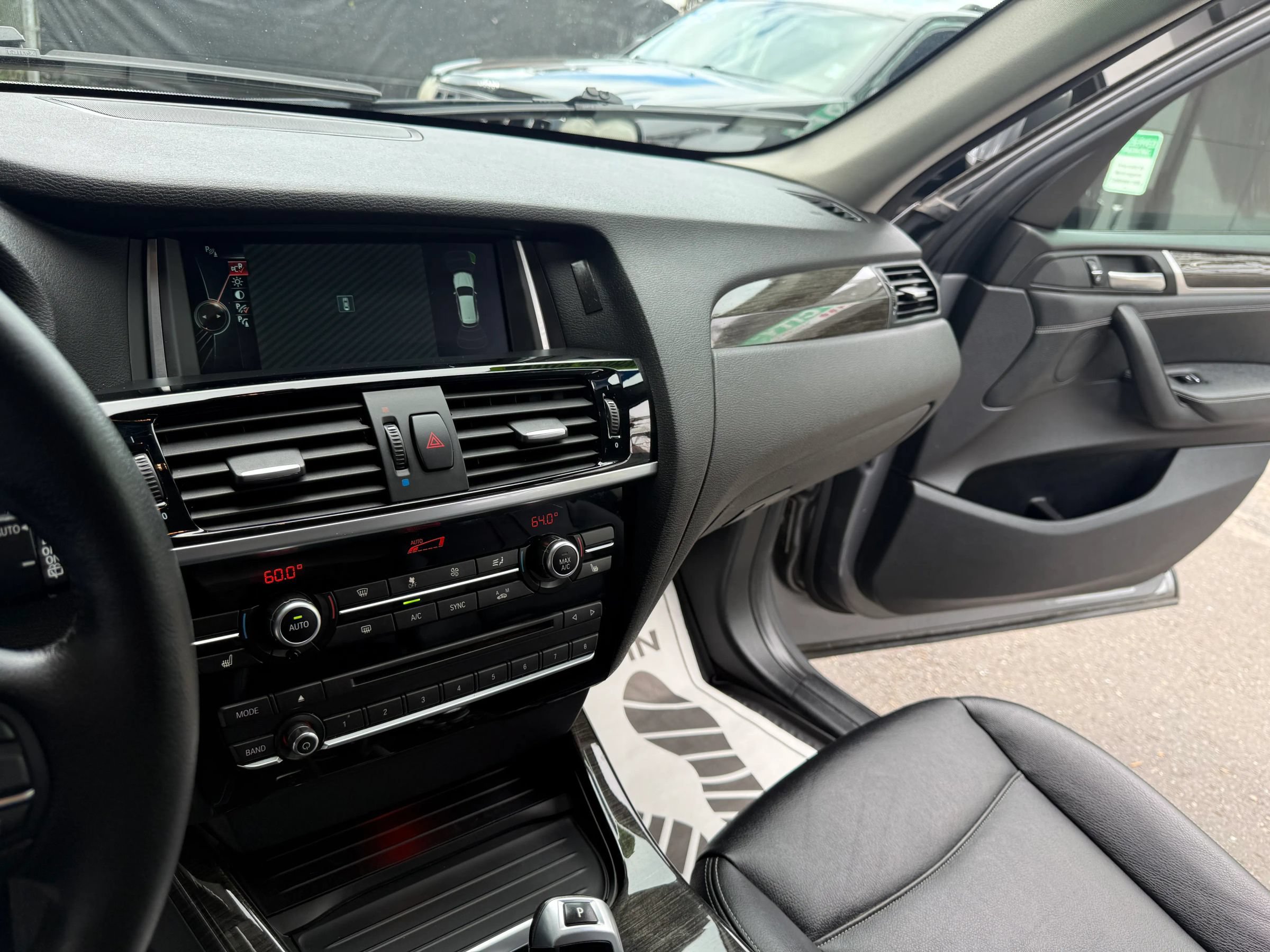 Used 2015 BMW X3 xDrive28d AWD/4WD image 9