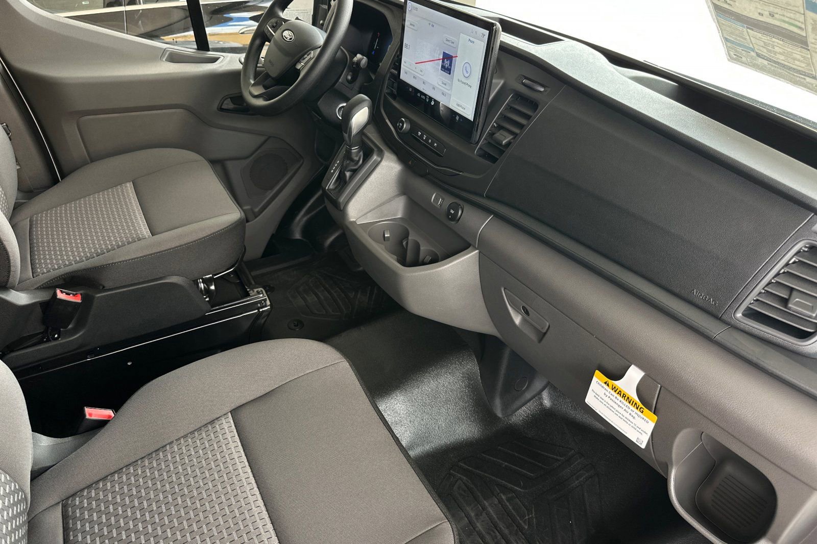 New 2026 Ford Transit 150 Low Roof w/ Load Area Protection Package RWD image 15