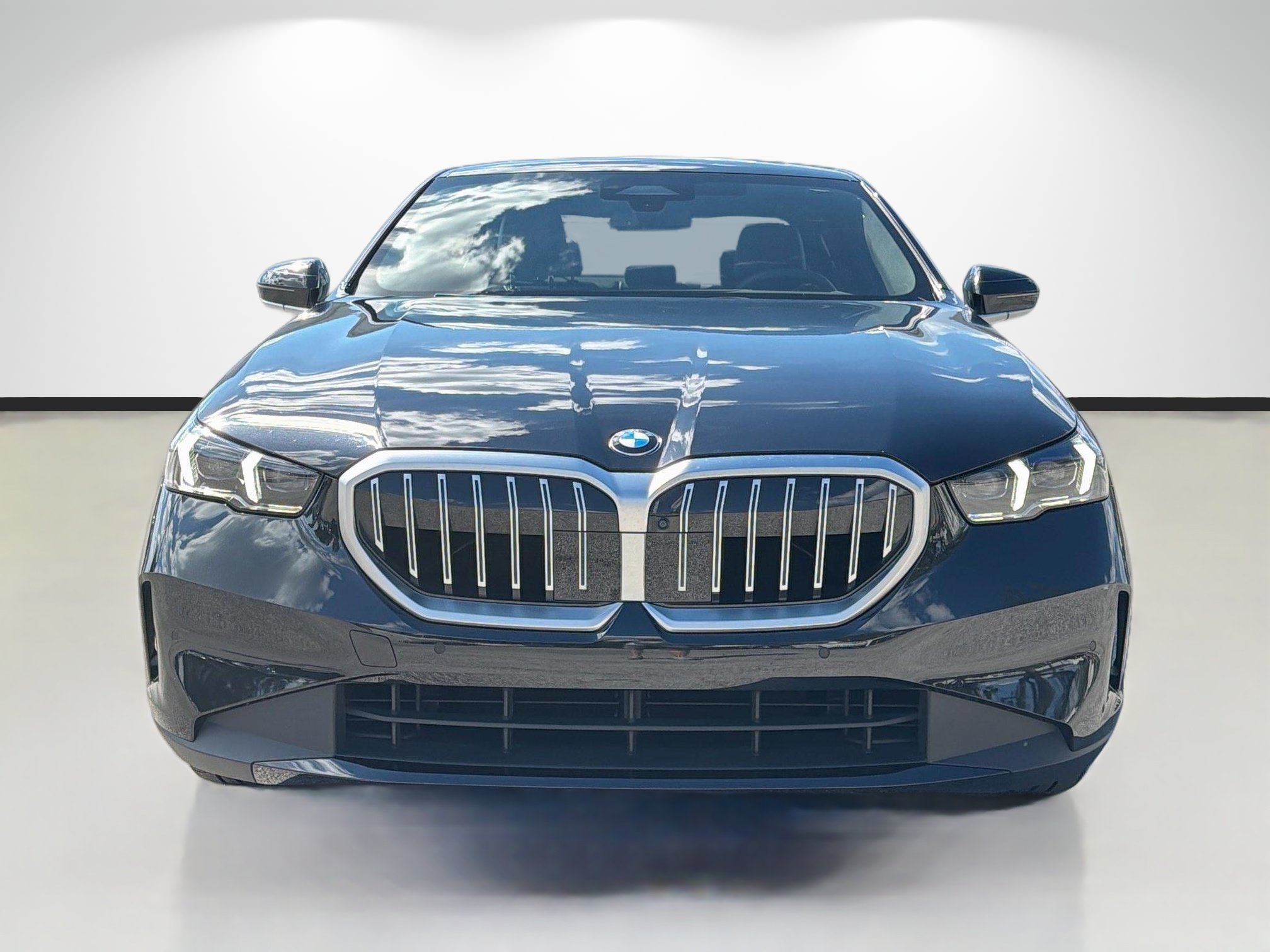 Used 2025 BMW 530i RWD image 8
