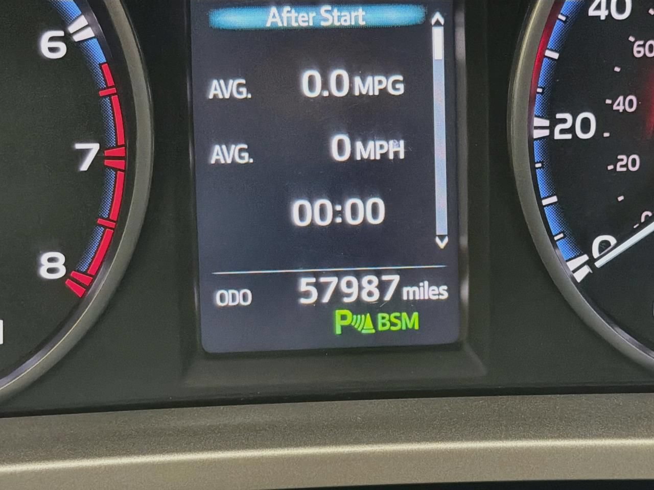 Used 2017 Toyota RAV4 XLE AWD/4WD image 45