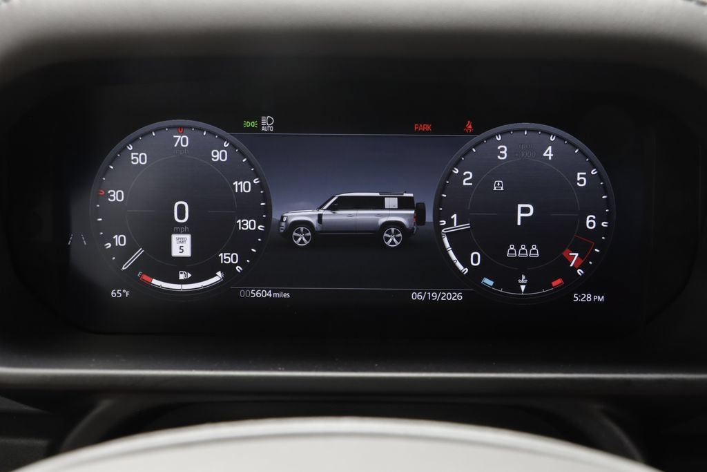 Certified 2026 Land Rover Defender 110 S AWD/4WD image 8