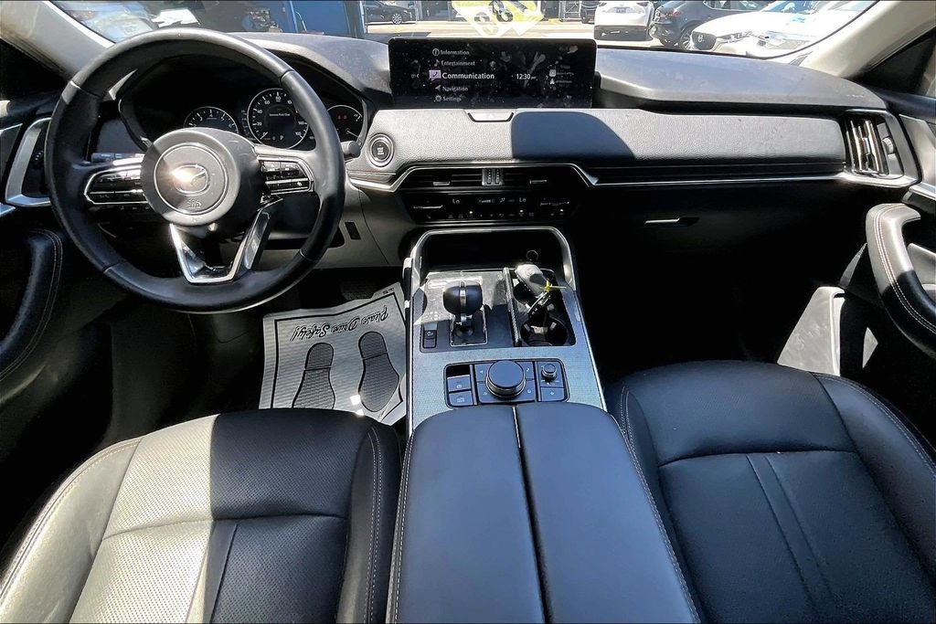 Certified 2025 MAZDA CX-90 3.3 Turbo w/ Preferred Package AWD/4WD image 11