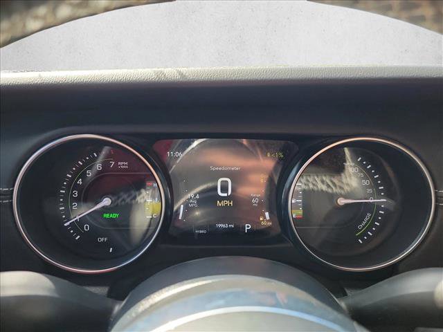 Used 2022 Jeep Wrangler Unlimited Sahara image 21